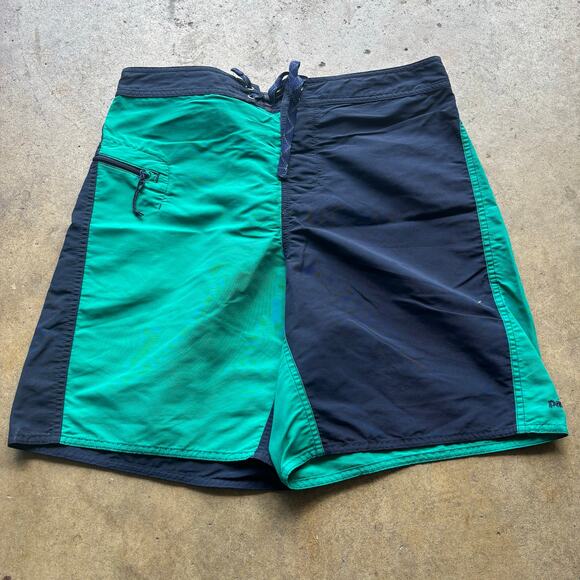 Men's Patagonia Green Blue Minimalist Wavefarer Board Shorts Swim Trunks Sz 33 - Picture 1 of 6